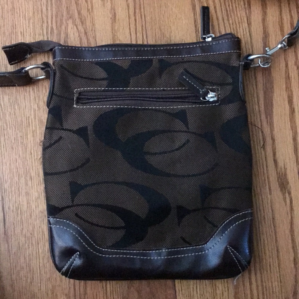 Purse - Picture 2 of 2
